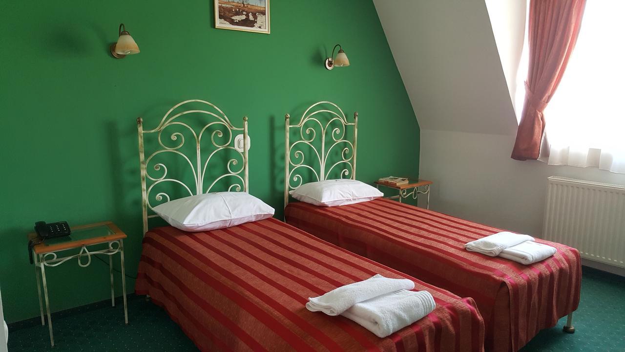 Hotel Melody Oradea Exteriér fotografie